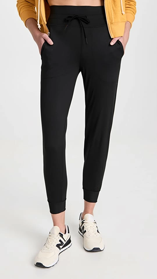 Brand new ???? MWL By Madewell Flex Skinny Joggers True Black ⌛ 1 Brand new ???? MWL By Madewell Flex Skinny Joggers True Black ⌛